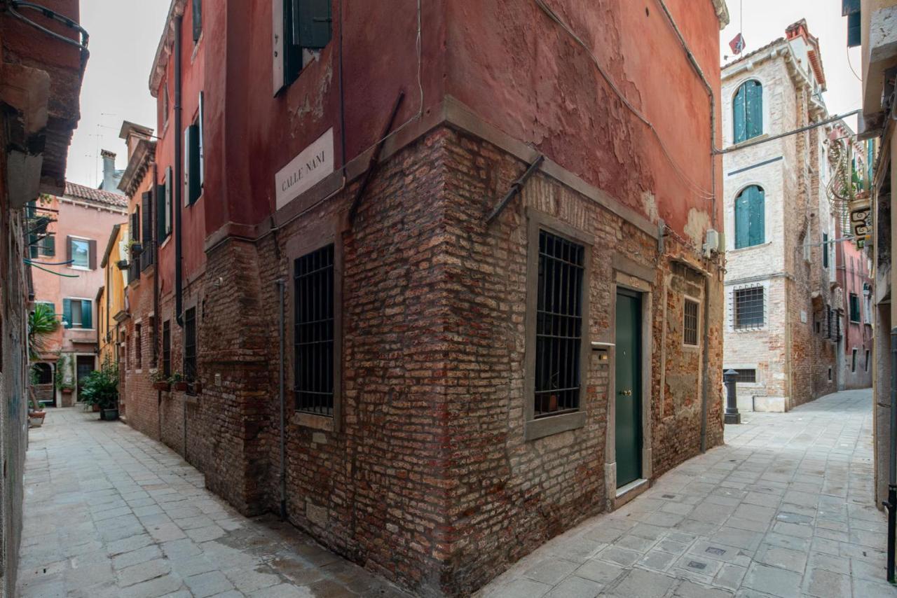 Suite Rava - San Marco With Pool Veneza Exterior foto